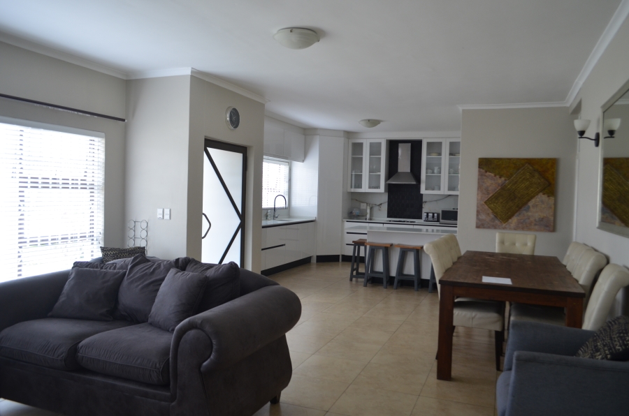To Let 3 Bedroom Property for Rent in Rouxville Western Cape